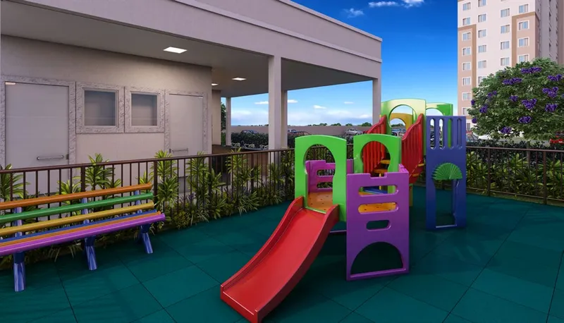 Playground do Torre do Mar, com escorregador, gangorra e piso emborrachado, coberto